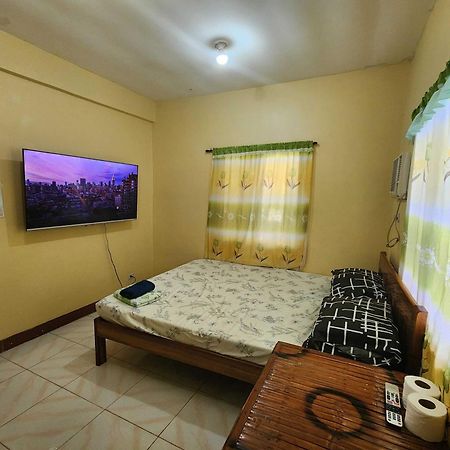 Larosa Hostel Puerto Princesa Zewnętrze zdjęcie